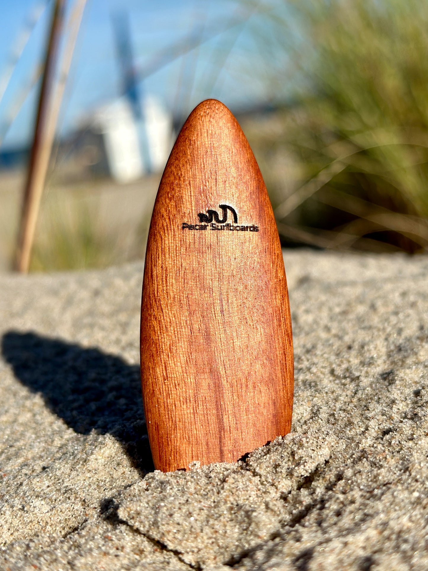 Surfboard keychain