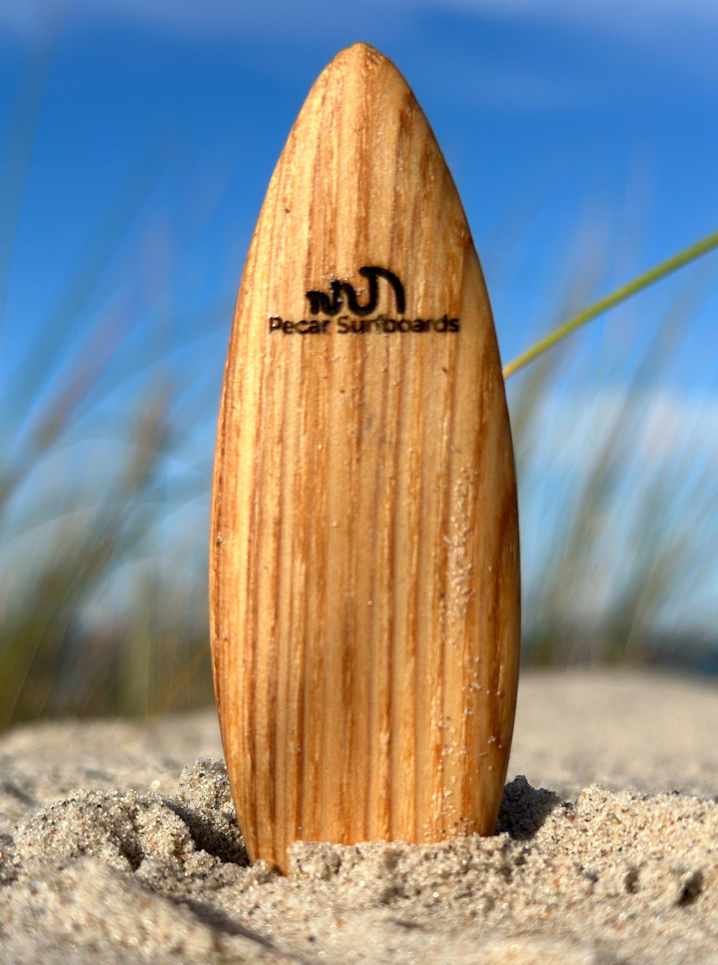 Surfboard keychain