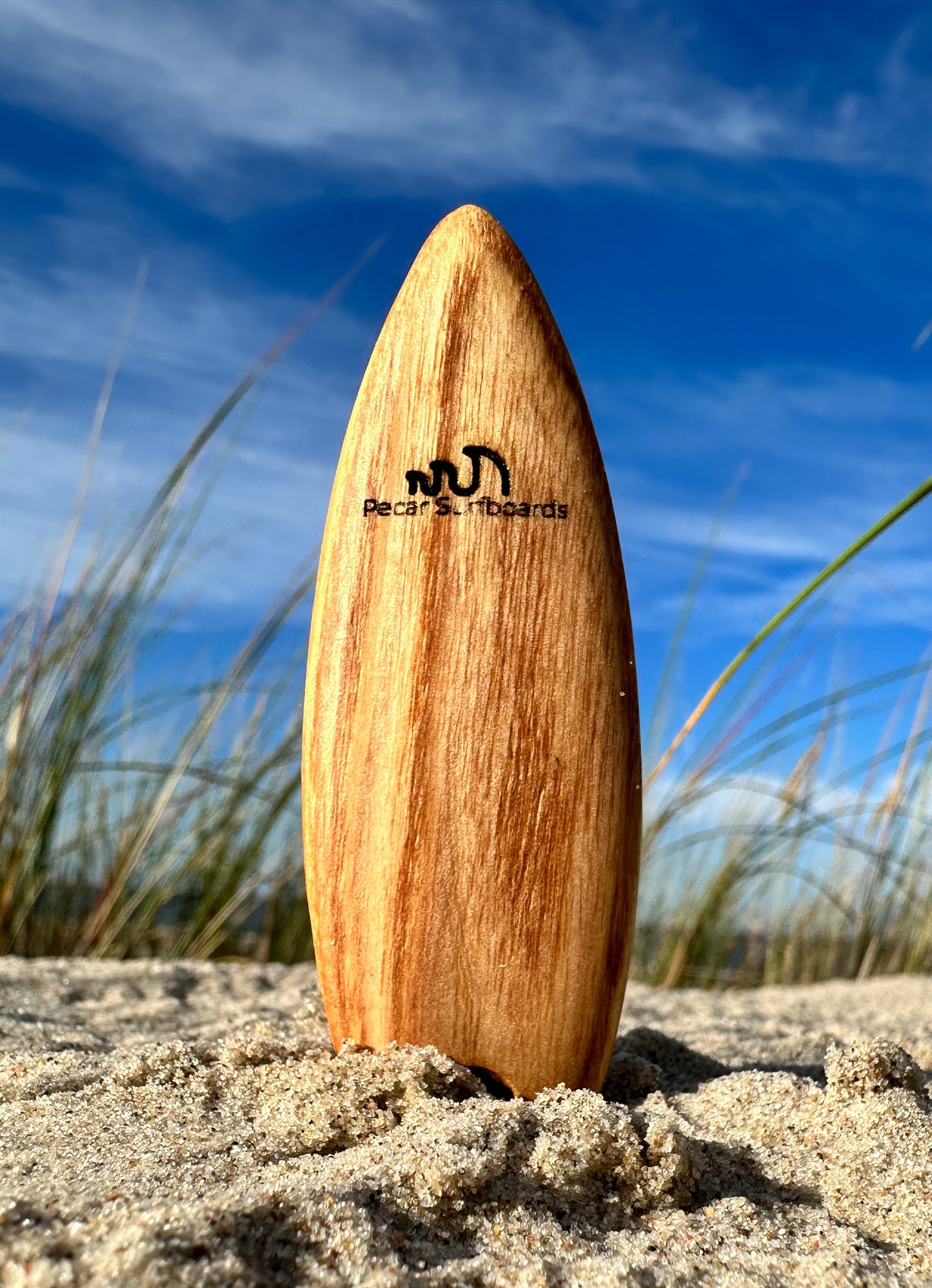 Surfboard keychain