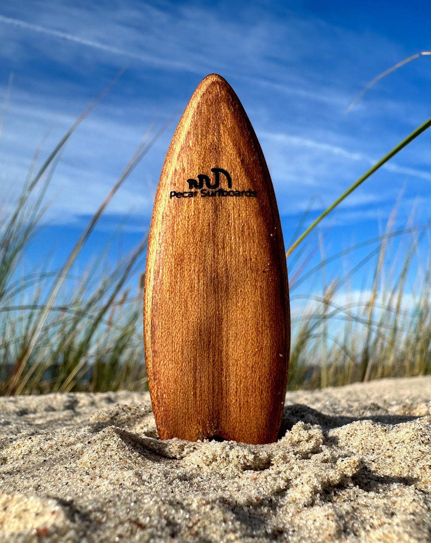 Surfboard keychain