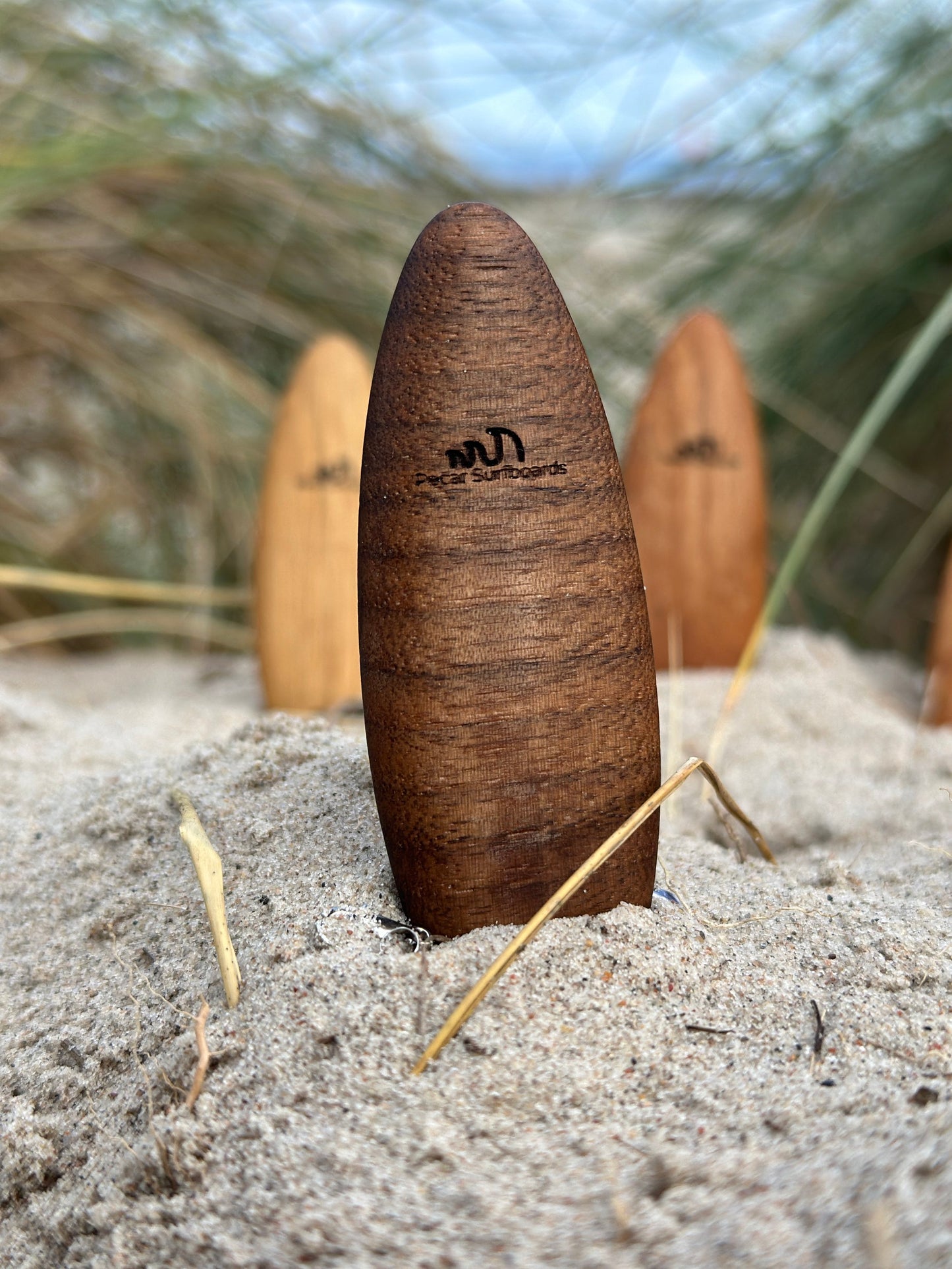 Surfboard keychain